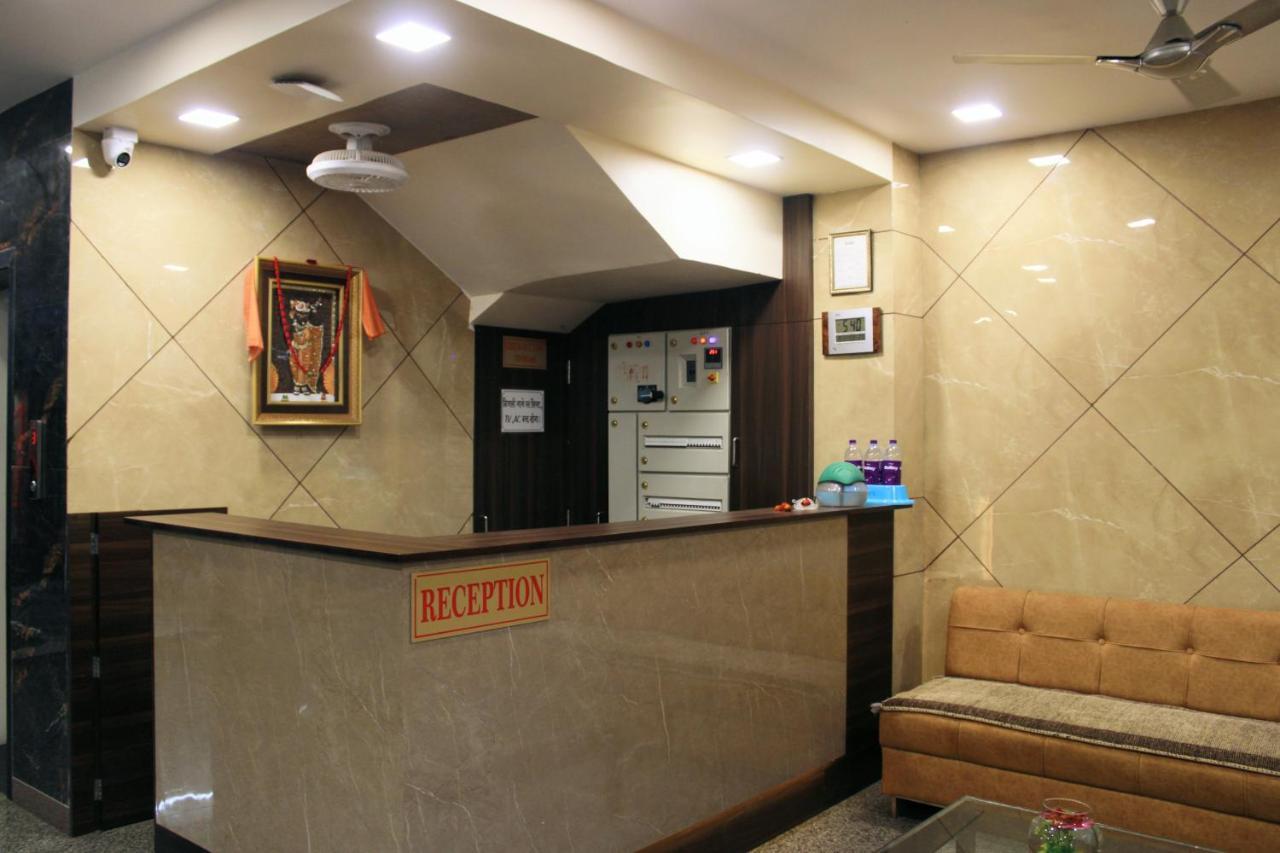 Maruti Group Of Hotels - Shri Naman Натхдвара Экстерьер фото