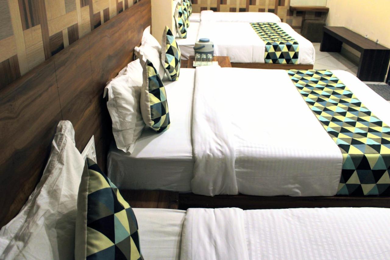 Maruti Group Of Hotels - Shri Naman Натхдвара Экстерьер фото