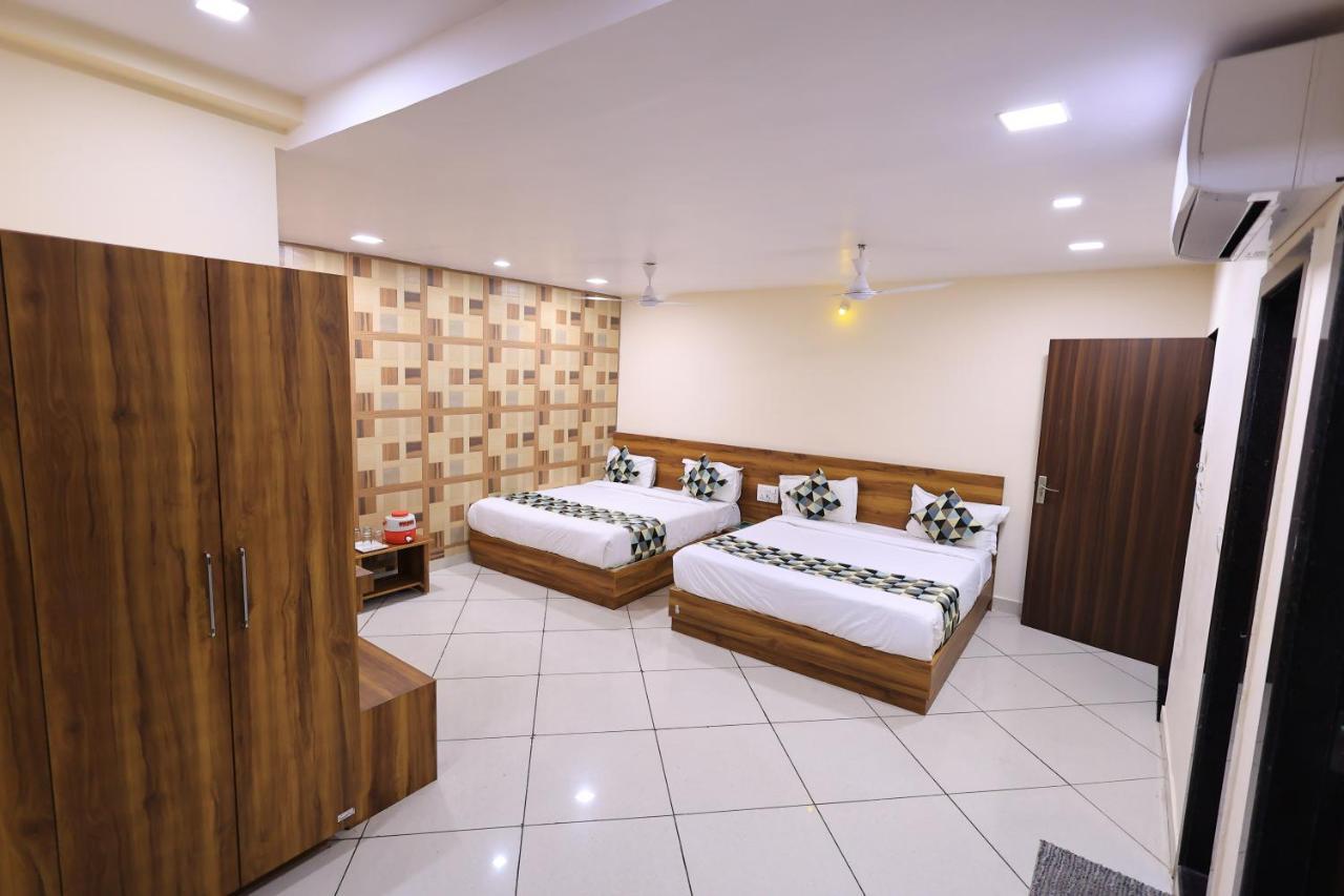 Maruti Group Of Hotels - Shri Naman Натхдвара Экстерьер фото