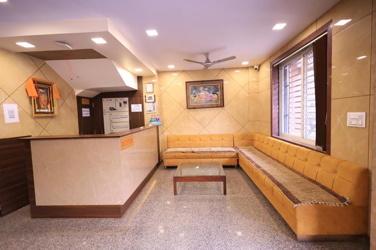 Maruti Group Of Hotels - Shri Naman Натхдвара Экстерьер фото