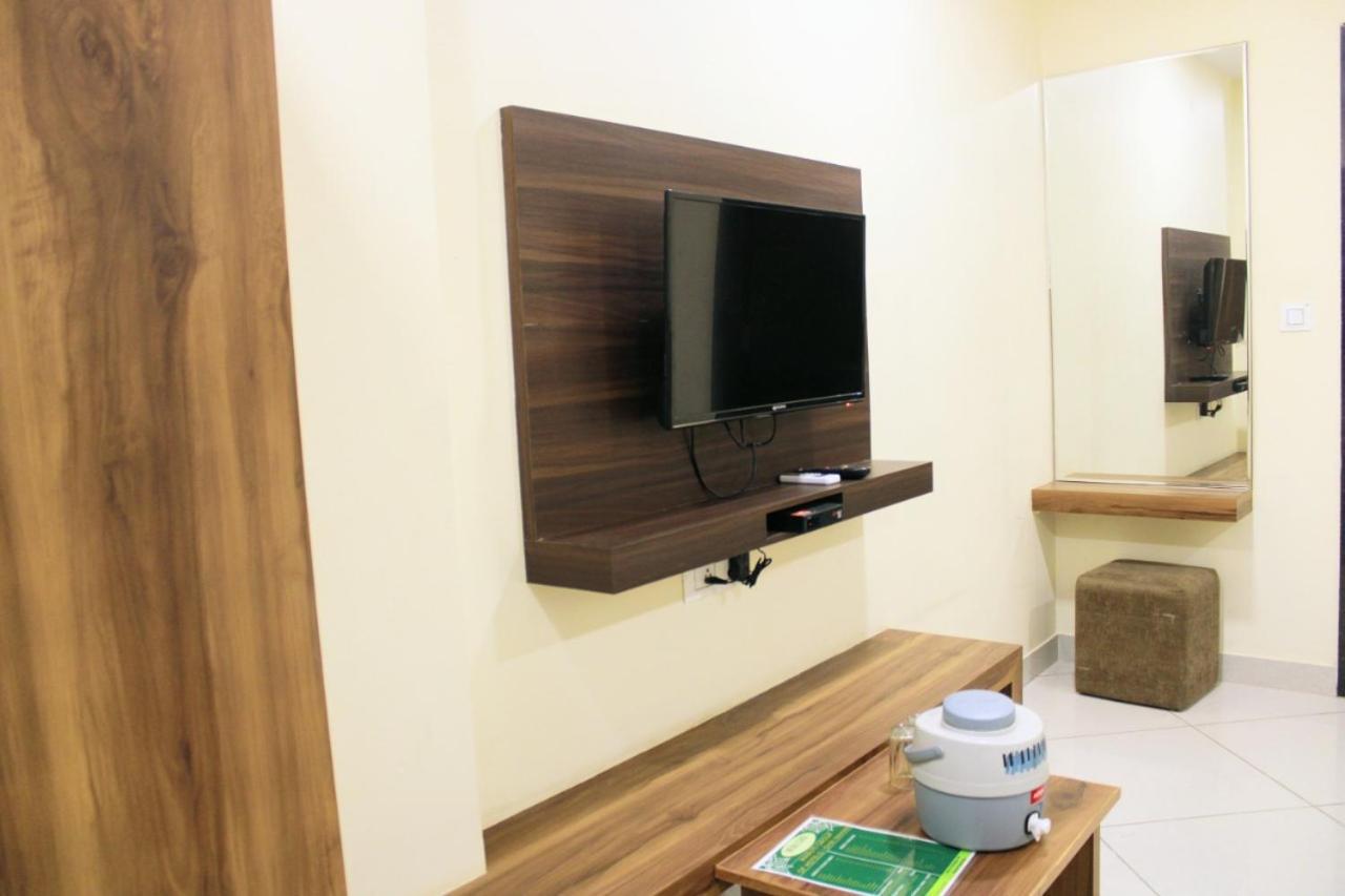 Maruti Group Of Hotels - Shri Naman Натхдвара Экстерьер фото