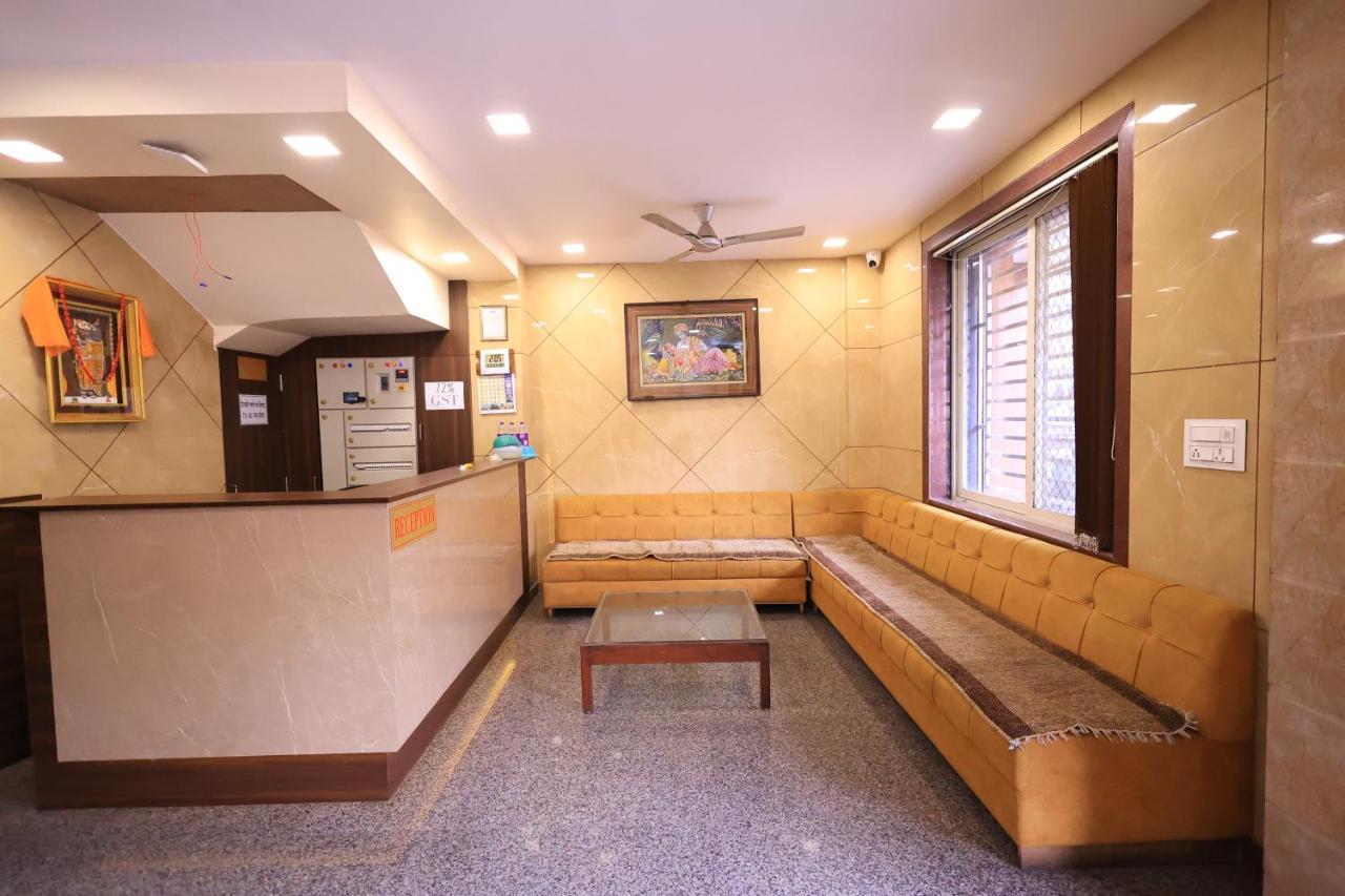 Maruti Group Of Hotels - Shri Naman Натхдвара Экстерьер фото