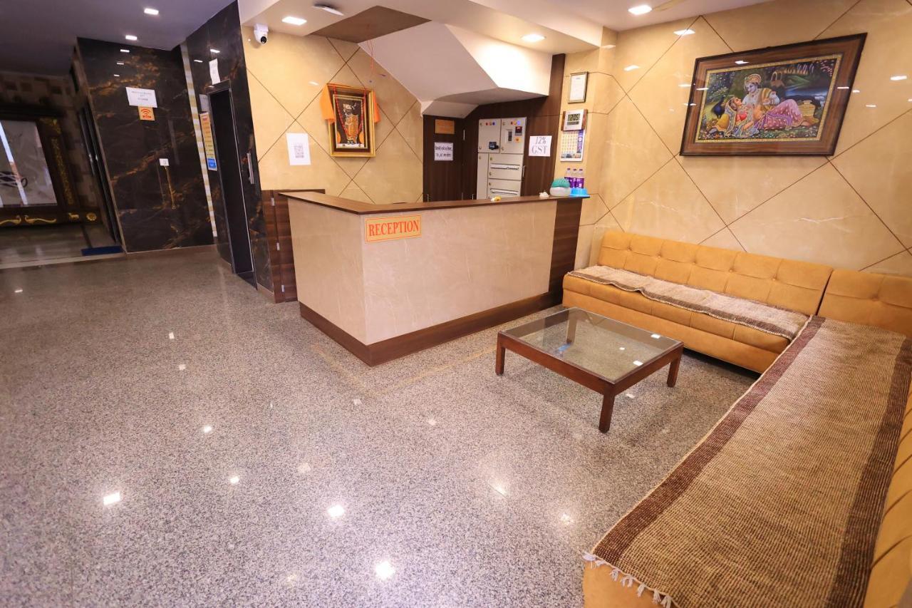 Maruti Group Of Hotels - Shri Naman Натхдвара Экстерьер фото